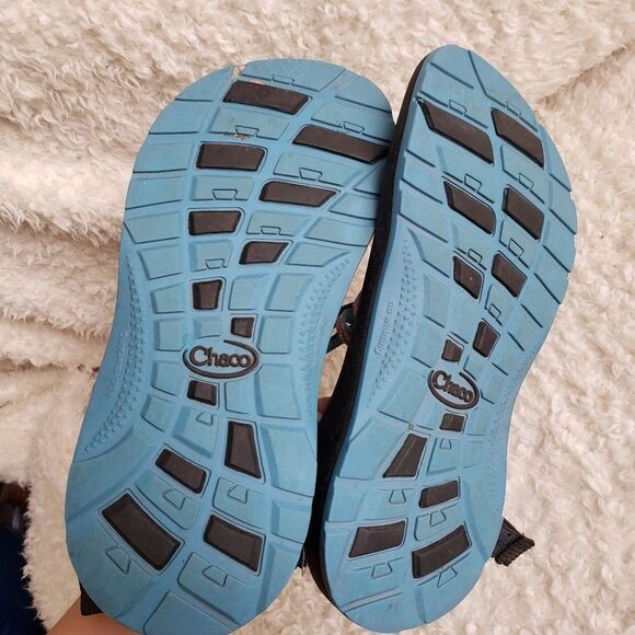 Chaco Rainbow Strap Sandals Youth size 4 - Picture 4 of 5